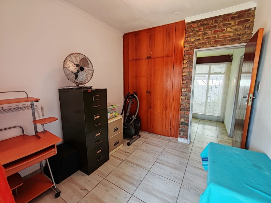 5 Bedroom Property for Sale in Miederpark North West